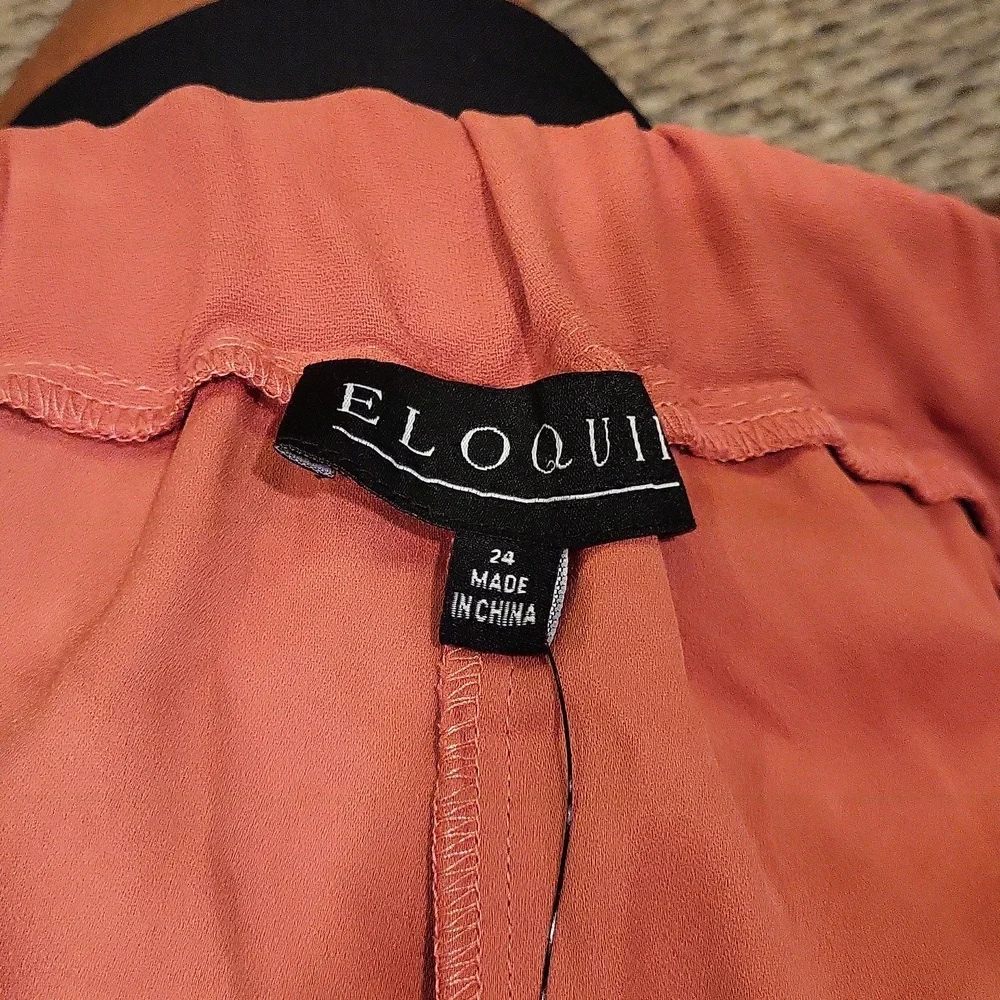 Eloquii Size 24 Coral Dress Cargo Pants - Picture 4 of 5